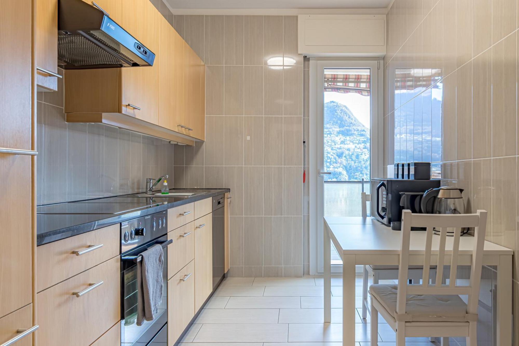 Imperial Of Lugano 4 With A Lake View Behind The Station And 10 Min From The Lake Apartment Luaran gambar