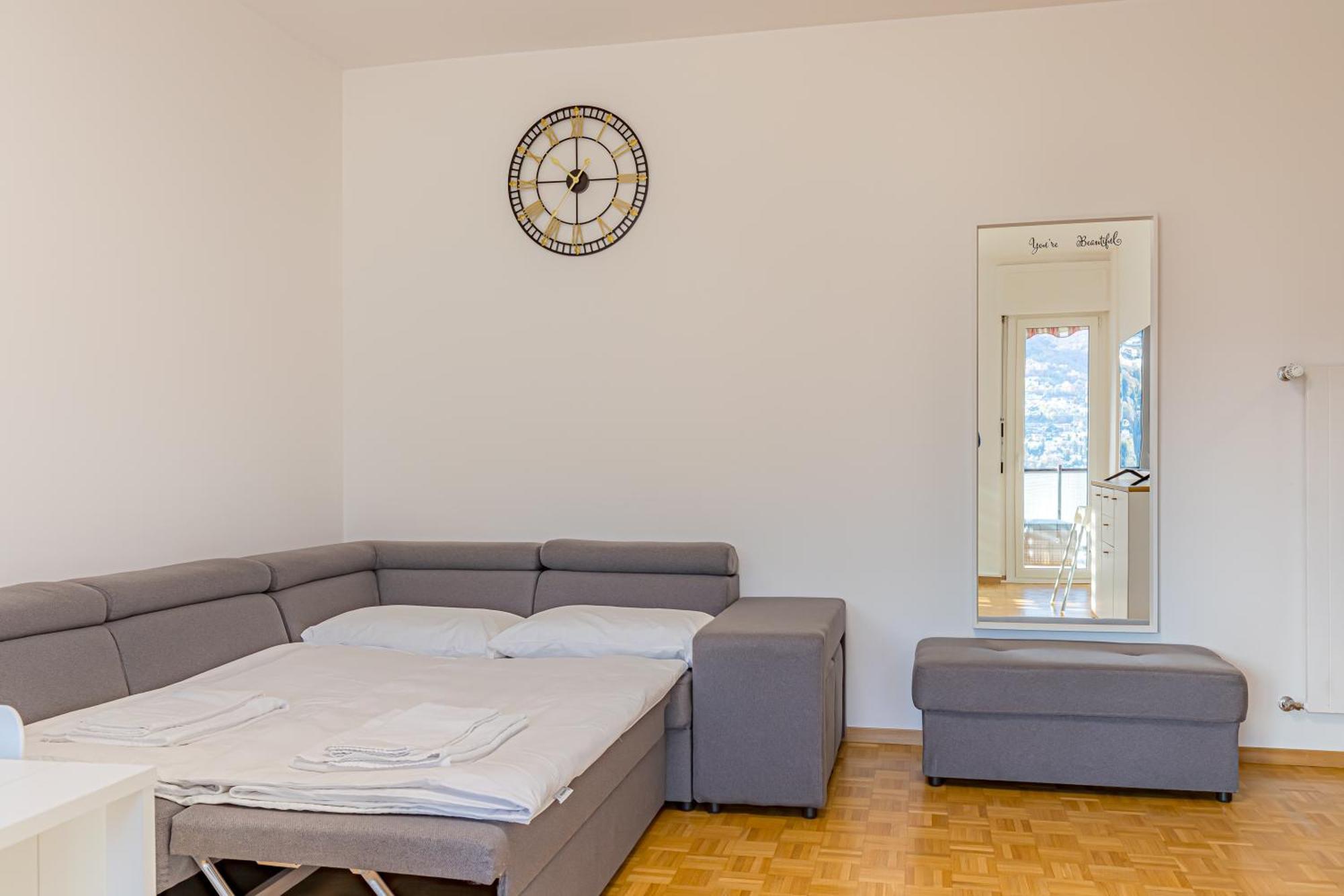 Imperial Of Lugano 4 With A Lake View Behind The Station And 10 Min From The Lake Apartment Luaran gambar